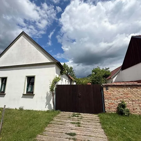 Výminka * Perná